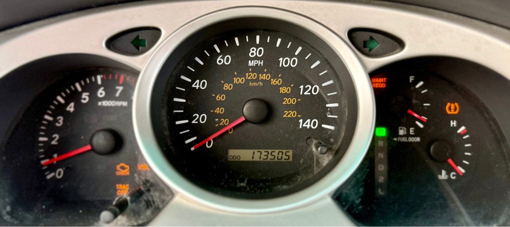 Used 2004 Toyota Highlander 2WD image 10