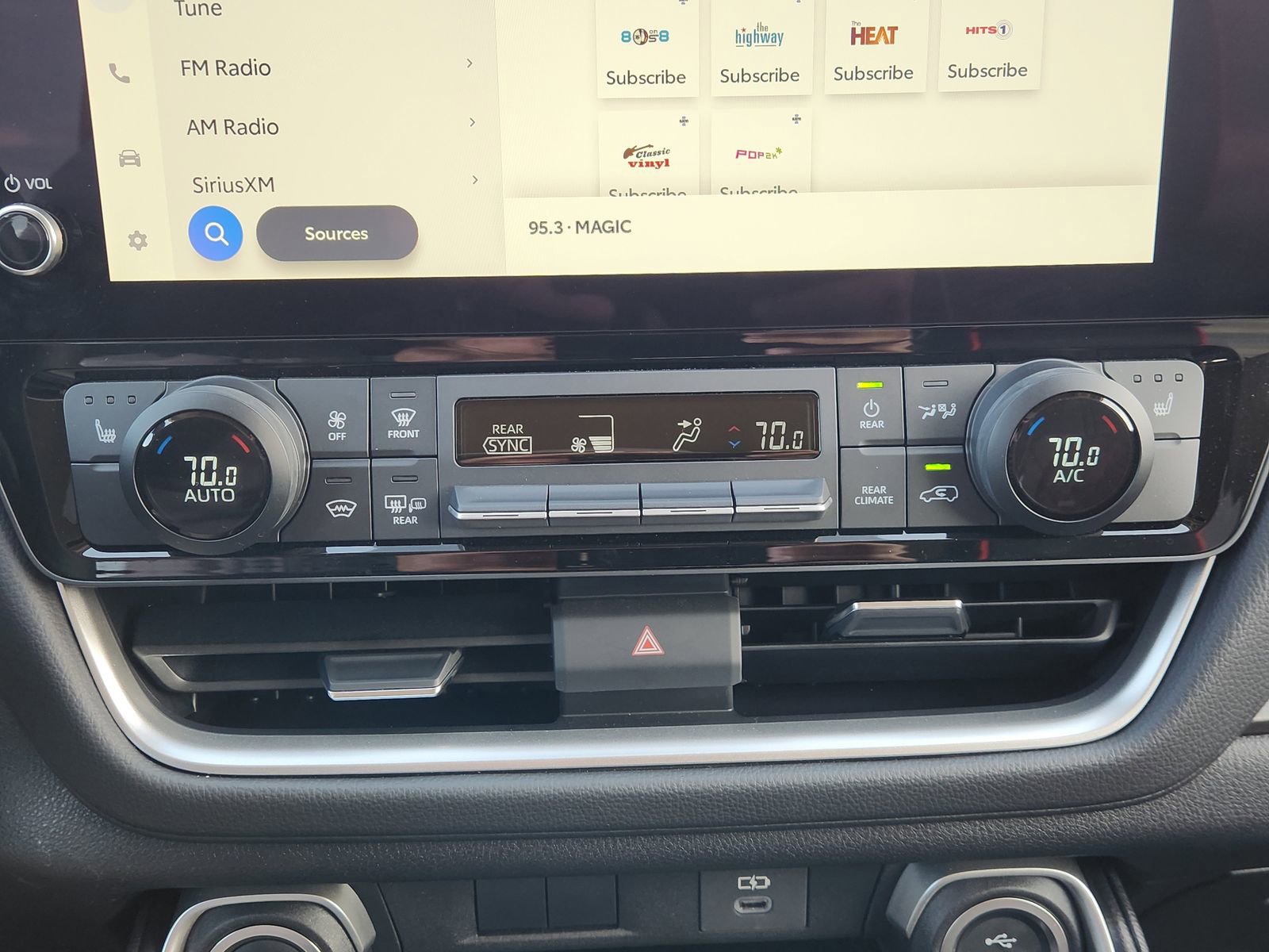 Used 2025 Toyota Grand Highlander AWD image 22