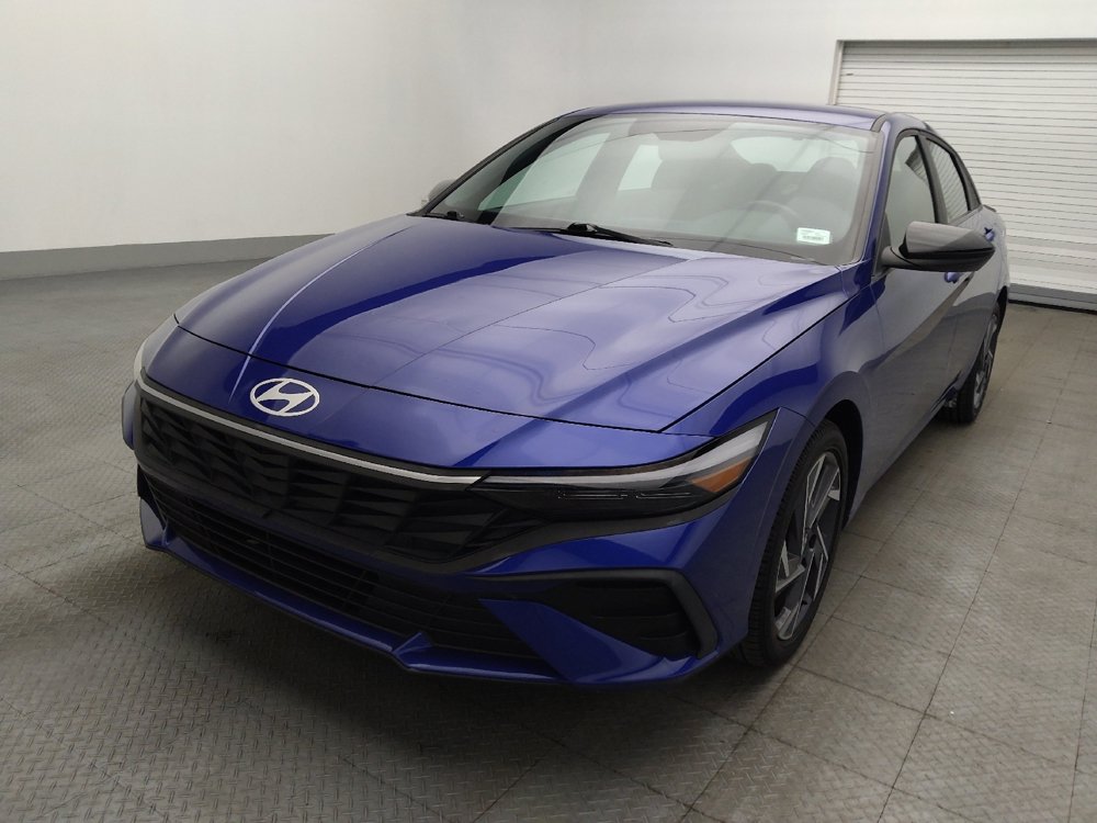 Used 2025 Hyundai Elantra Sport w/ Cargo Package FWD image 15