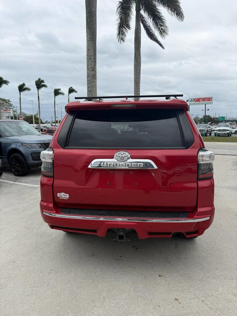 Used 2014 Toyota 4Runner Limited image 5