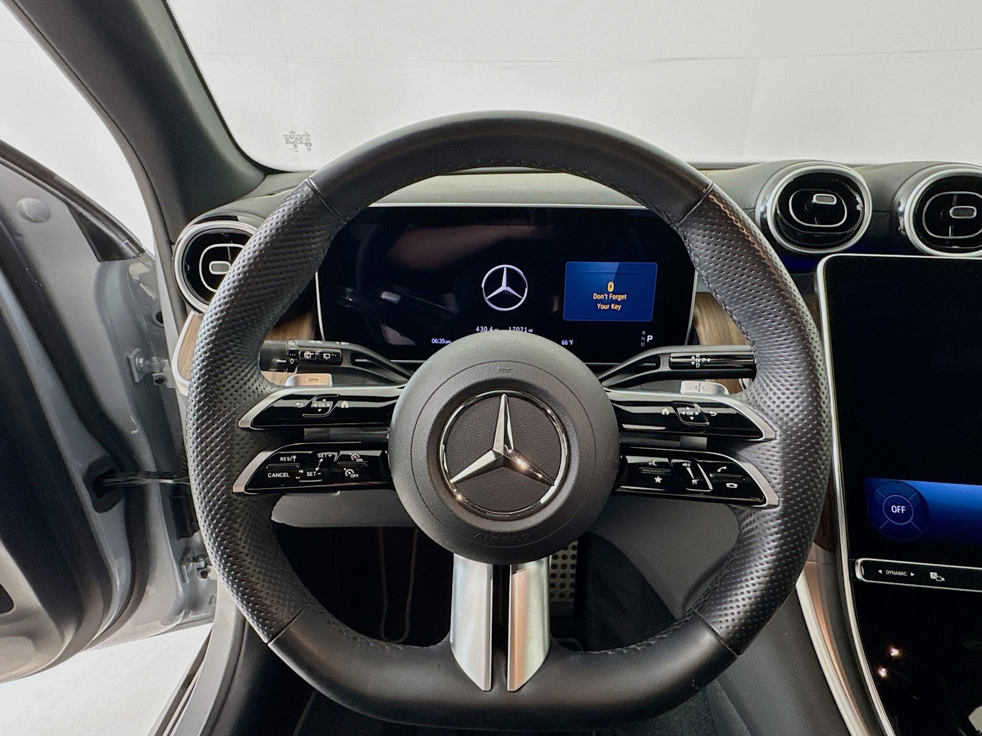 Certified 2025 Mercedes-Benz GLC 300 image 12