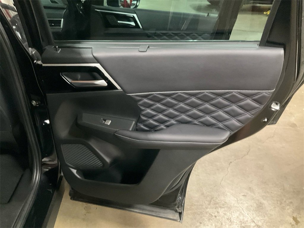 Used 2023 Mitsubishi Outlander SEL image 22