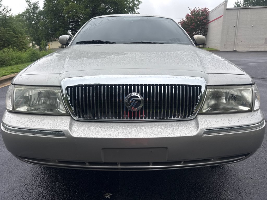 Used 2005 Mercury Grand Marquis LS RWD image 8