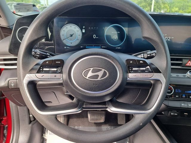 Used 2024 Hyundai Elantra SEL FWD image 10