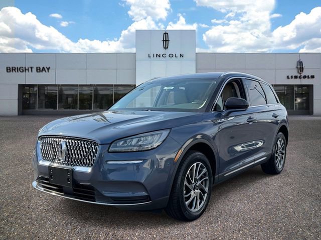 Used 2022 Lincoln Corsair AWD w/ Equipment Group 101A image 2