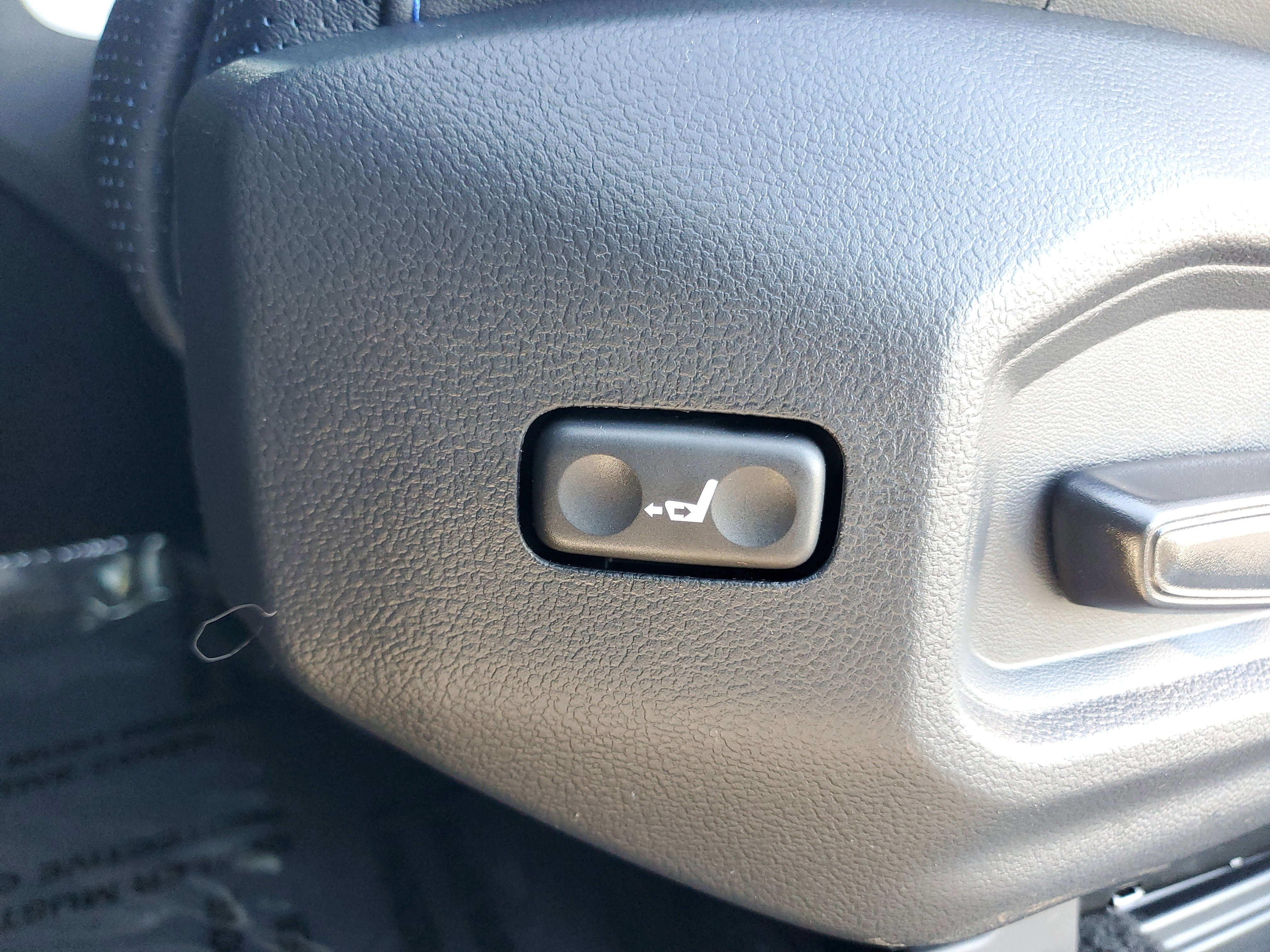 New 2026 Toyota Tundra Platinum w/ TRD Off-Road Package image 22