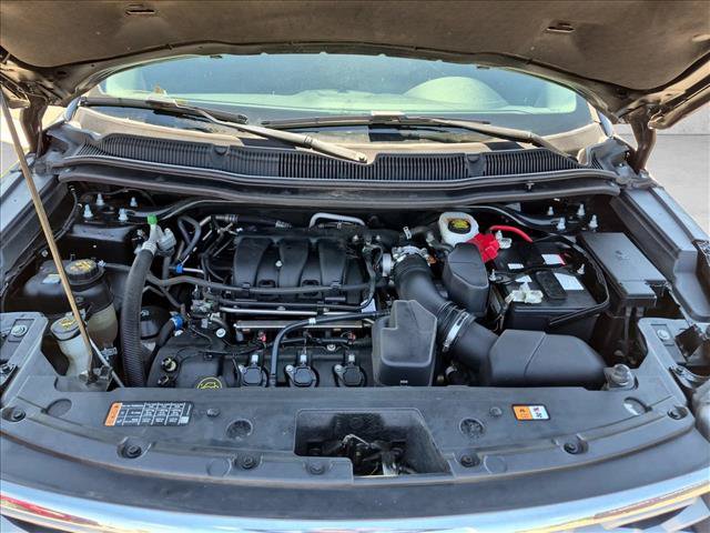 Used 2019 Ford Explorer XLT w/ Equipment Group 202A FWD image 19