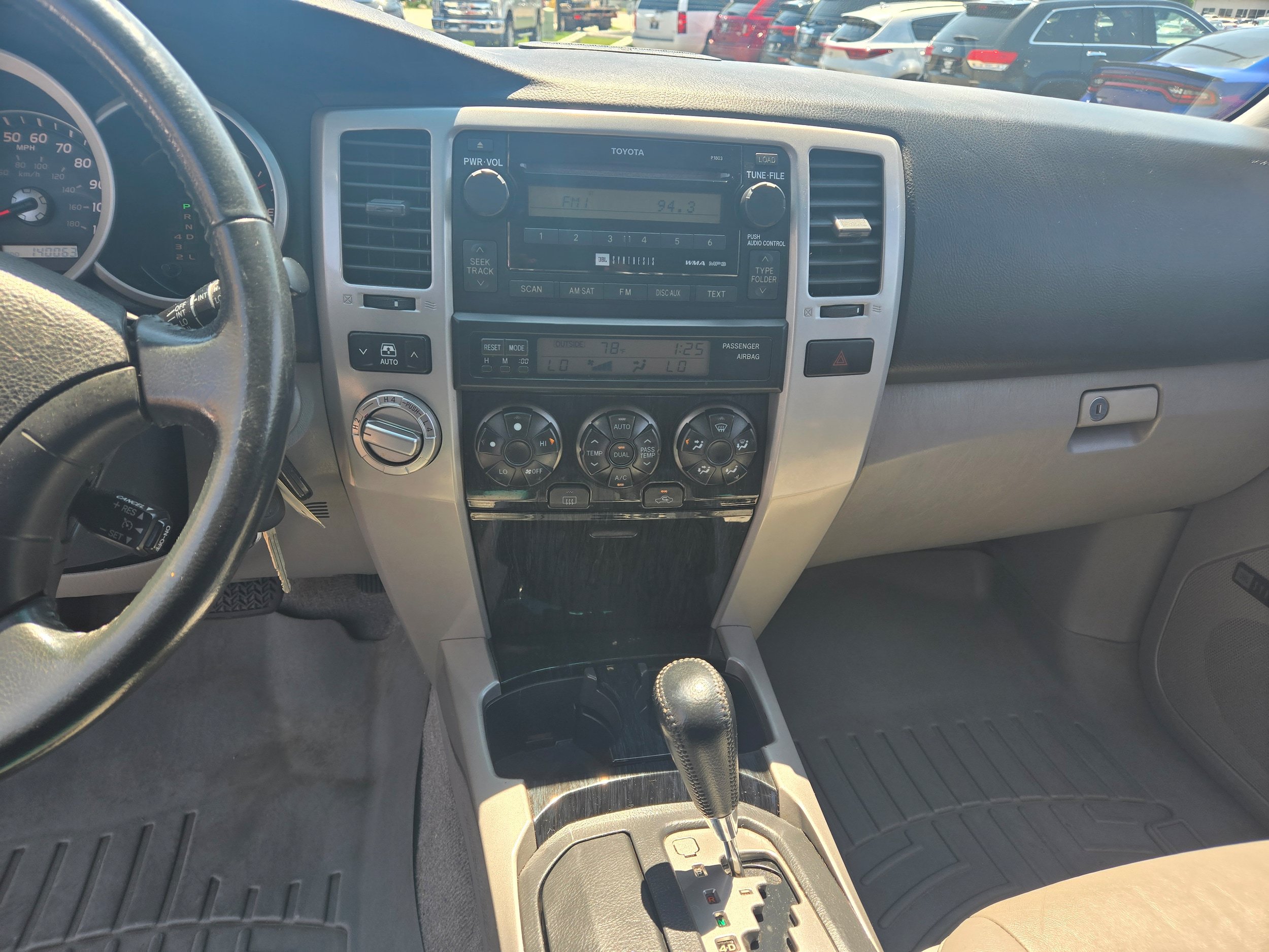 Used 2006 Toyota 4Runner Limited AWD/4WD image 7