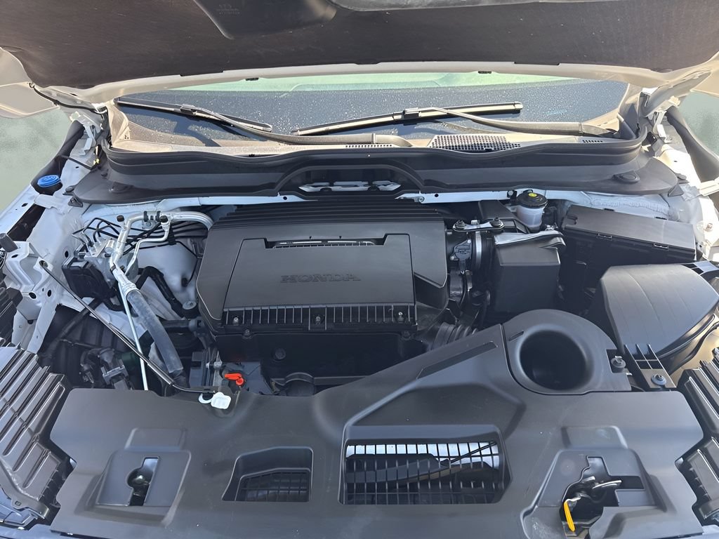 Used 2025 Honda Pilot Sport image 28