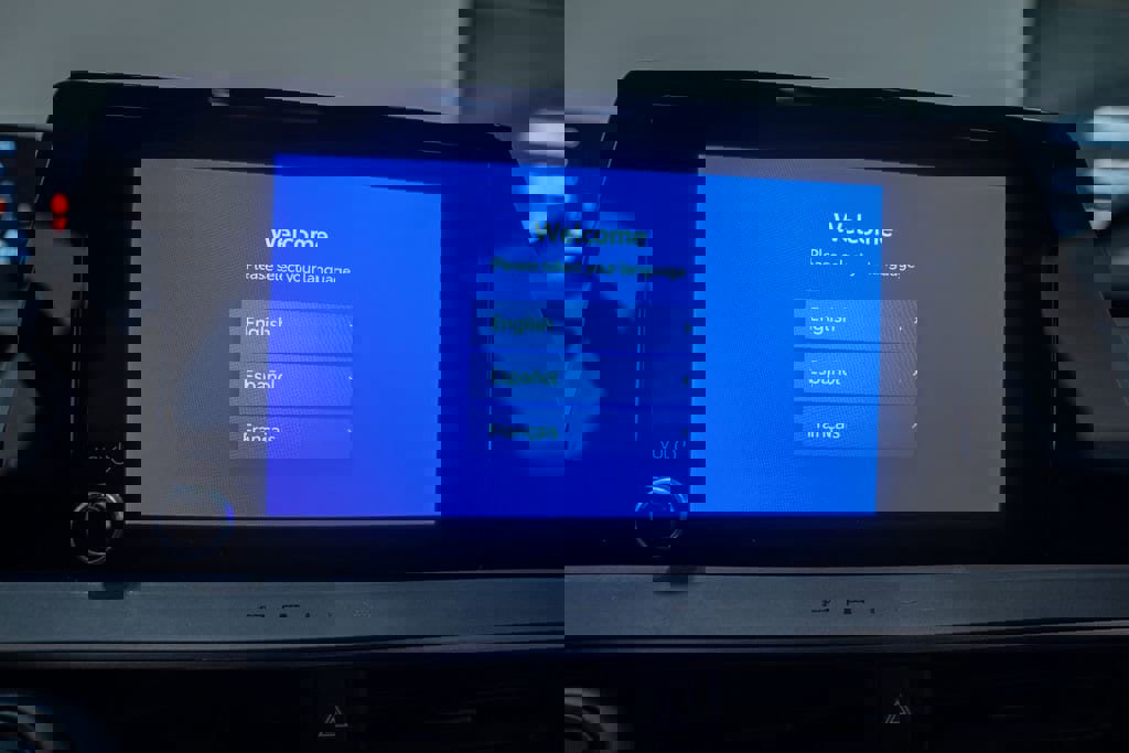 Certified 2024 Toyota Prius Prime SE image 21