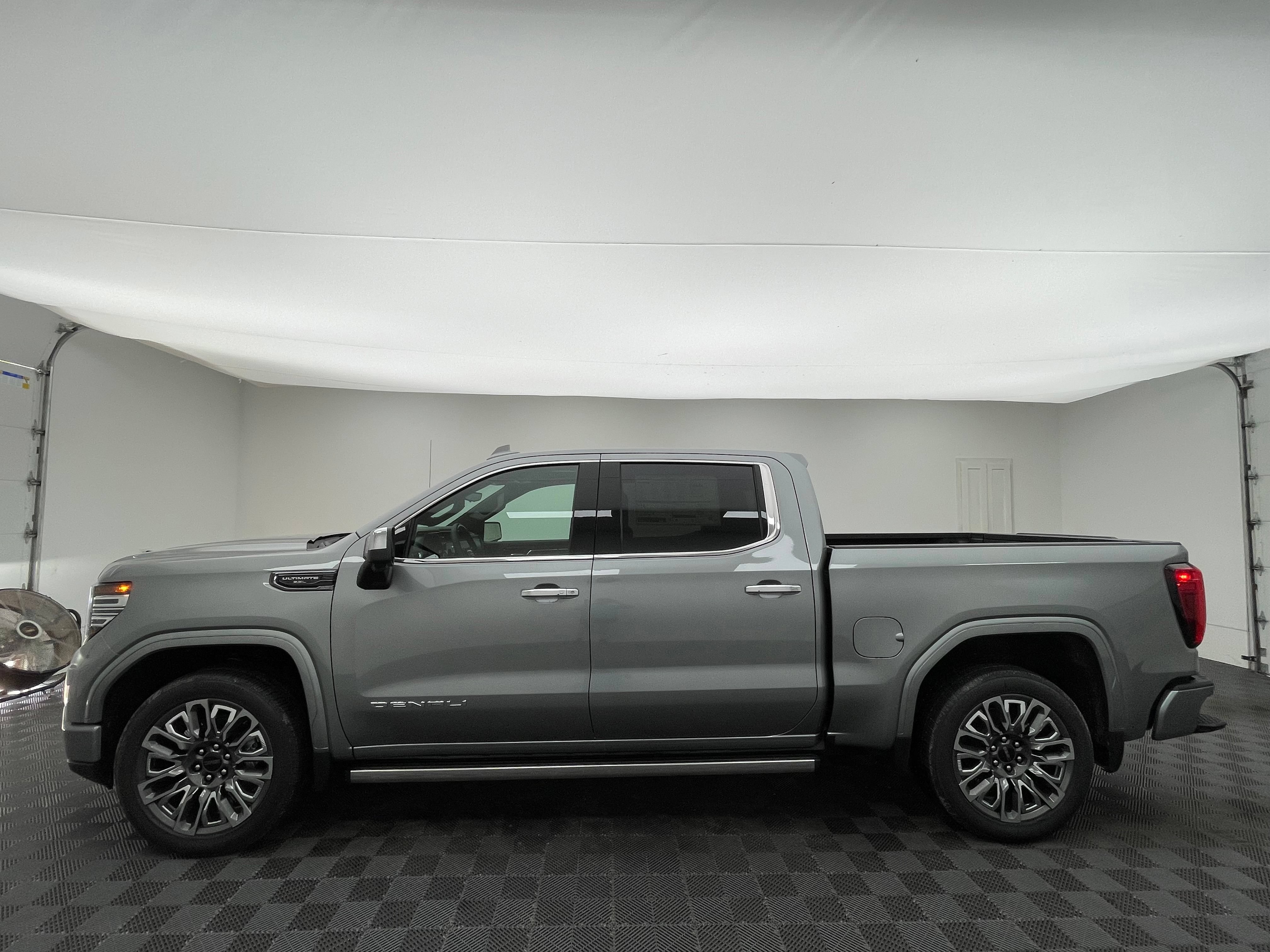 New 2026 GMC Sierra 1500 Denali Ultimate AWD/4WD image 16