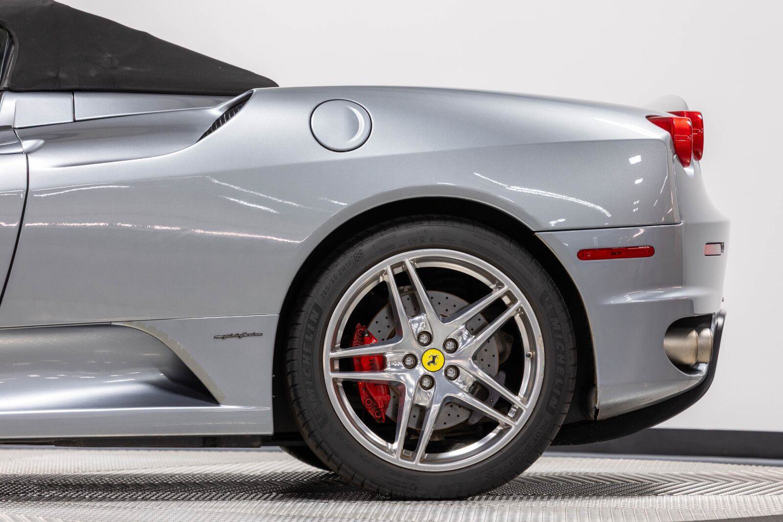 Used 2006 Ferrari F430 Spider RWD image 34
