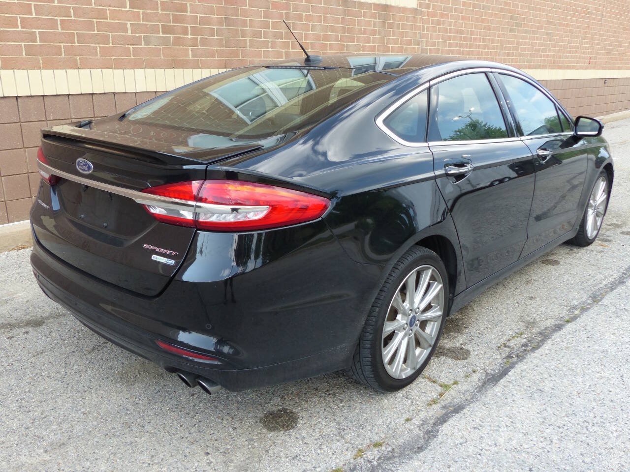 Used 2017 Ford Fusion Sport w/ Equipment Group 401A AWD/4WD image 9