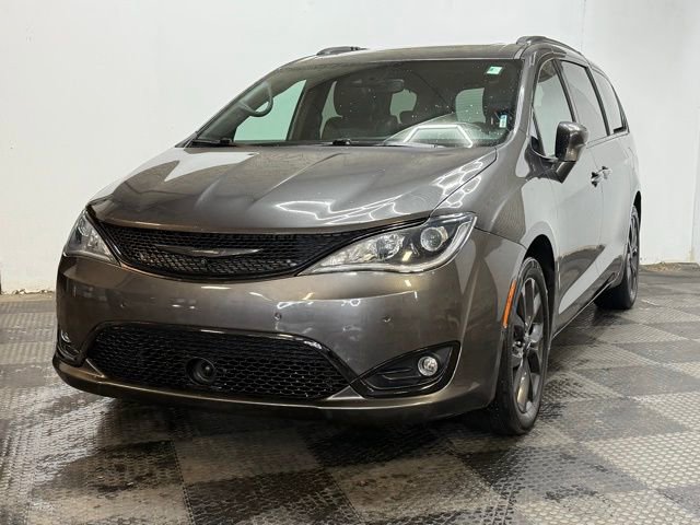 Used 2020 Chrysler Pacifica Limited image 5