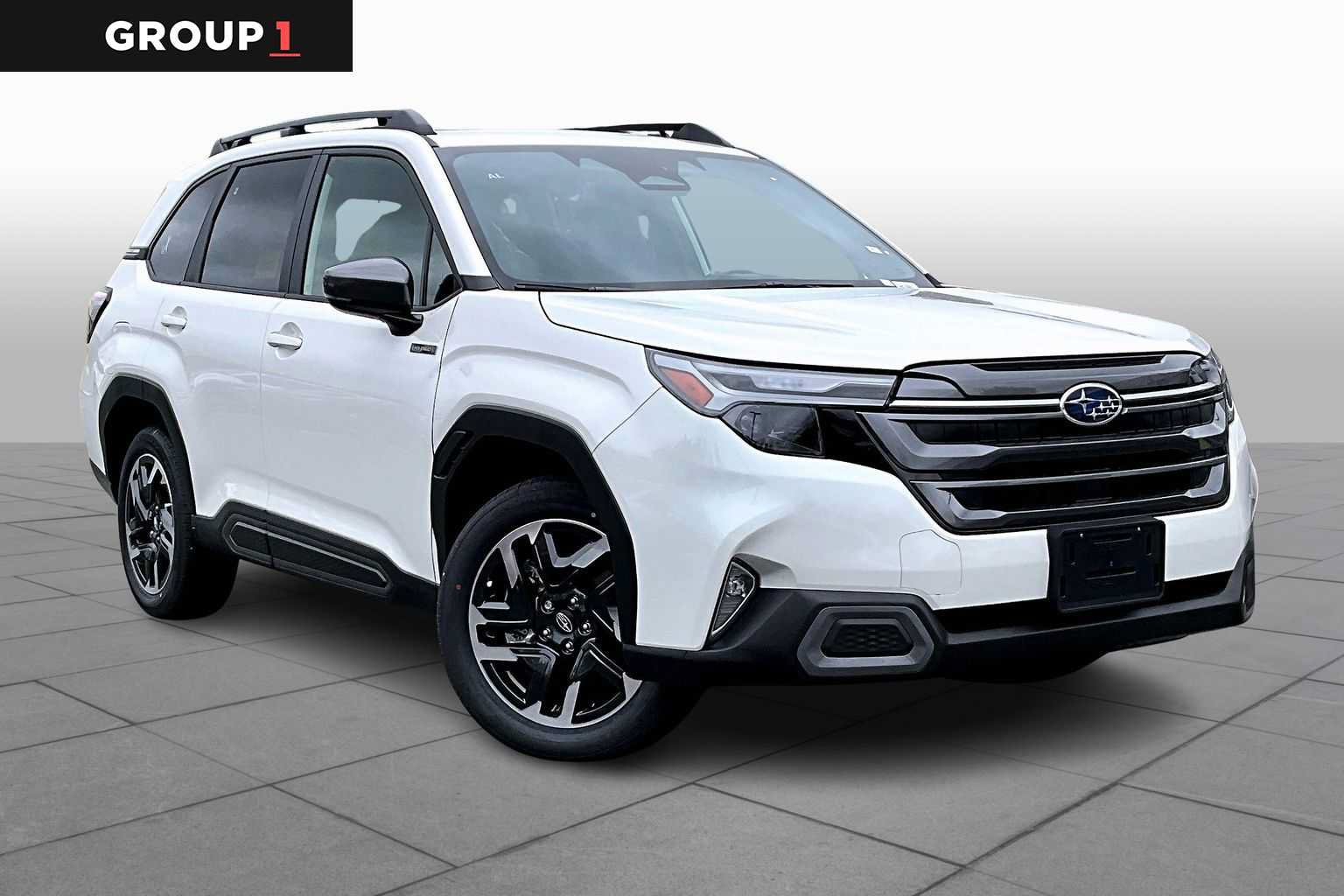 Used 2025 Subaru Forester Limited AWD/4WD image 2