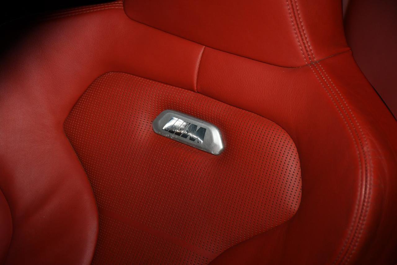 Used 2016 BMW M4 Coupe w/ Executive Package RWD image 25