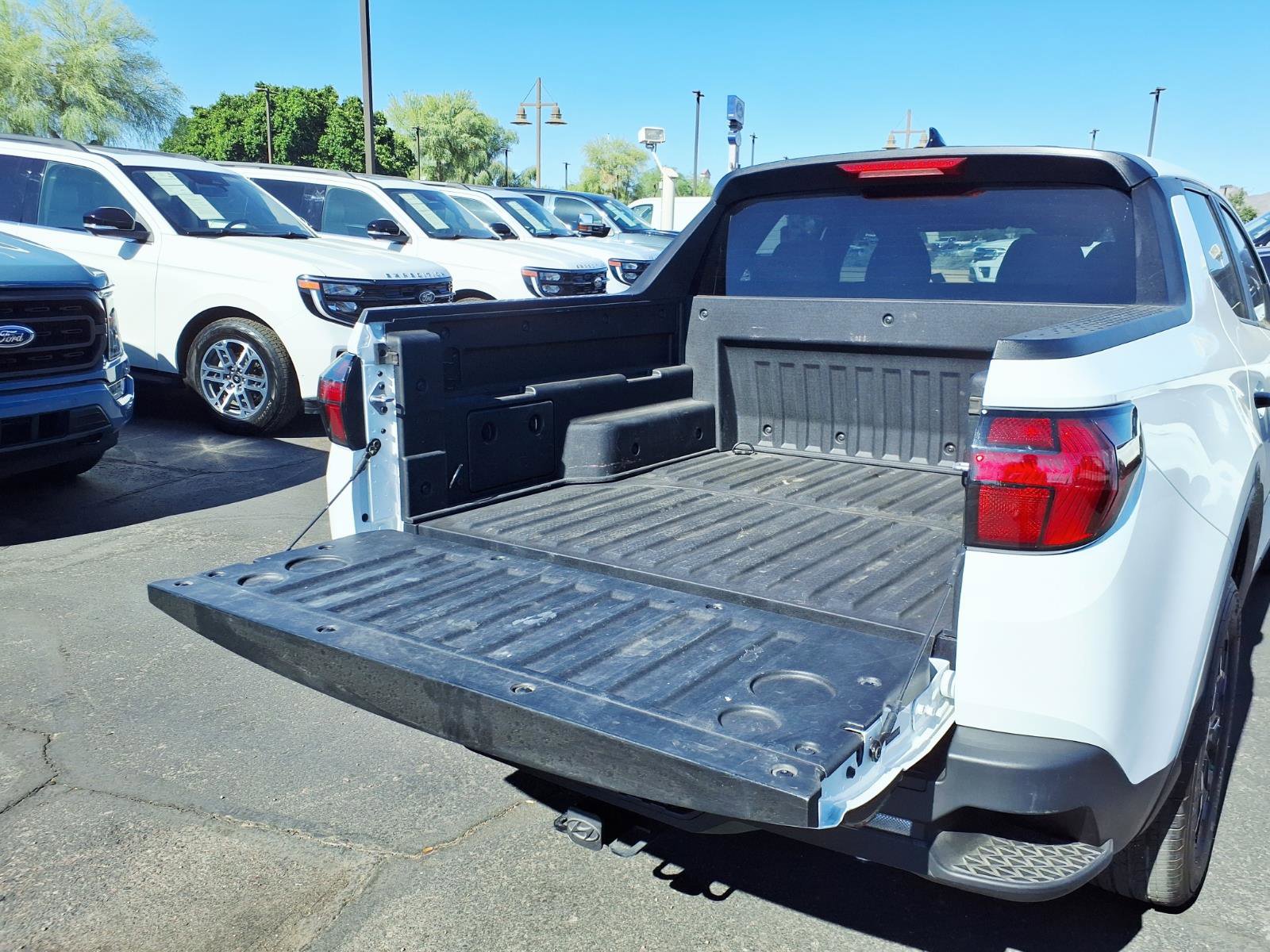 Used 2022 Hyundai Santa Cruz SEL image 16