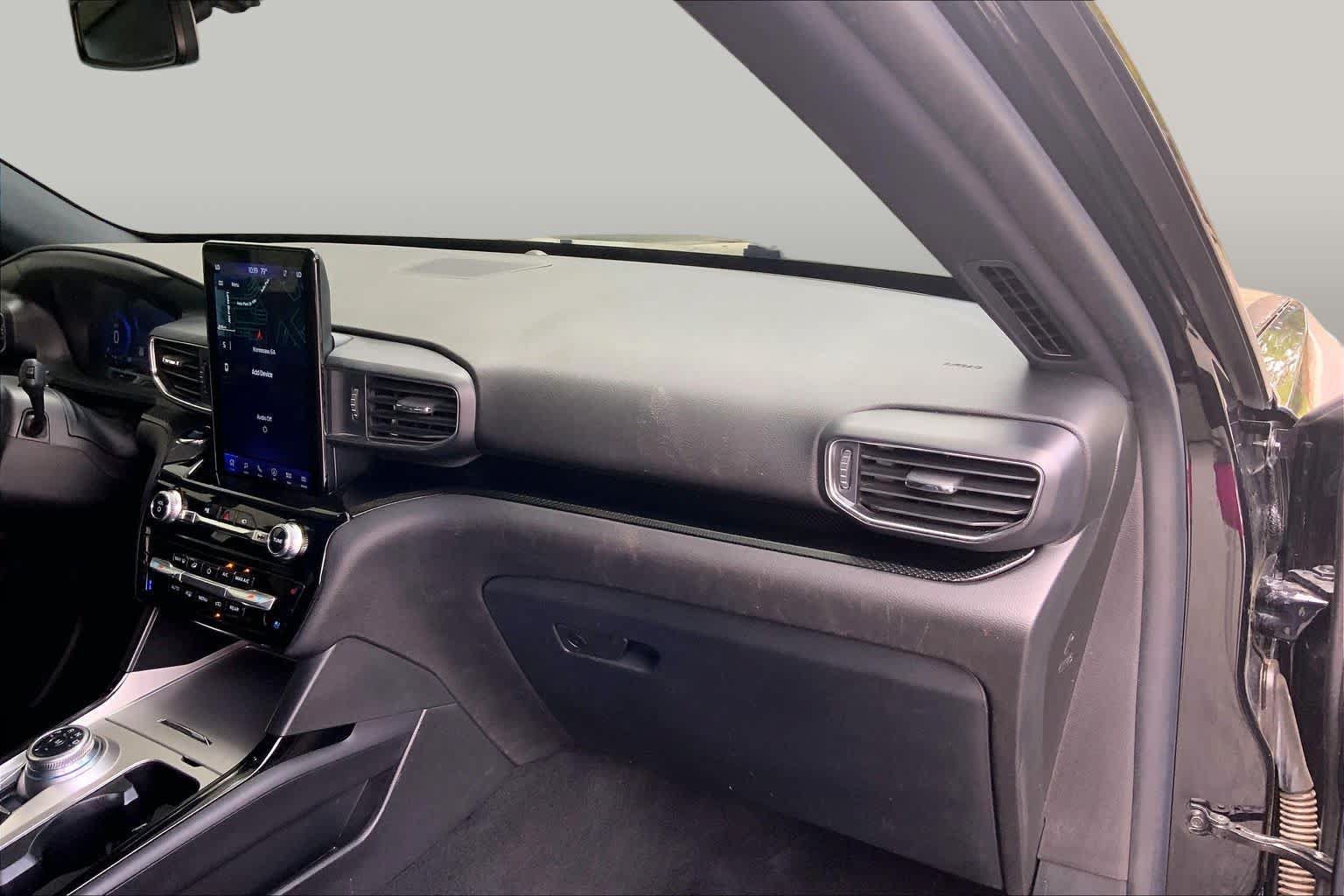 Used 2023 Ford Explorer ST w/ Equipment Group 401A AWD/4WD image 19