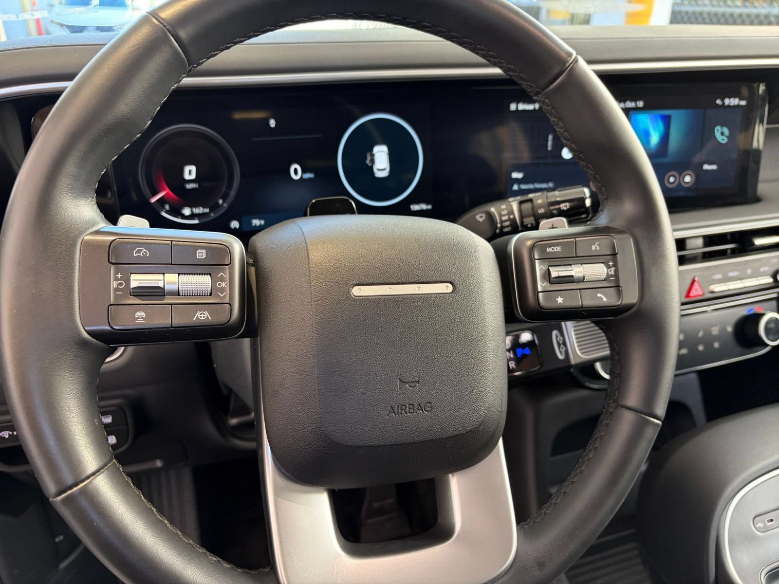 Used 2026 Hyundai Palisade SEL FWD image 29