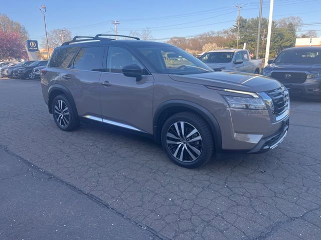 Used 2023 Nissan Pathfinder Platinum AWD/4WD image 24