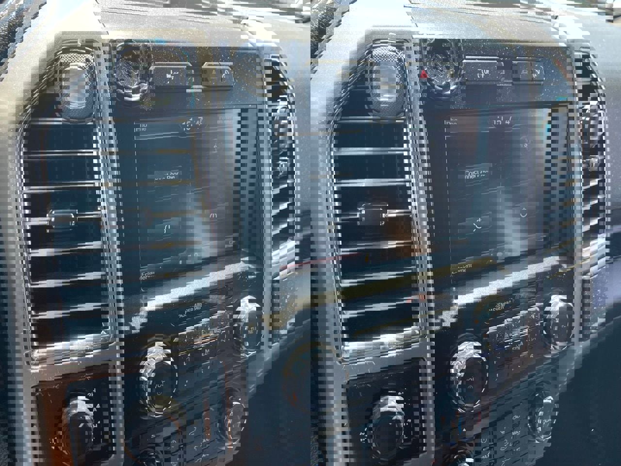 Used 2015 Ford F150 Lariat AWD/4WD image 18