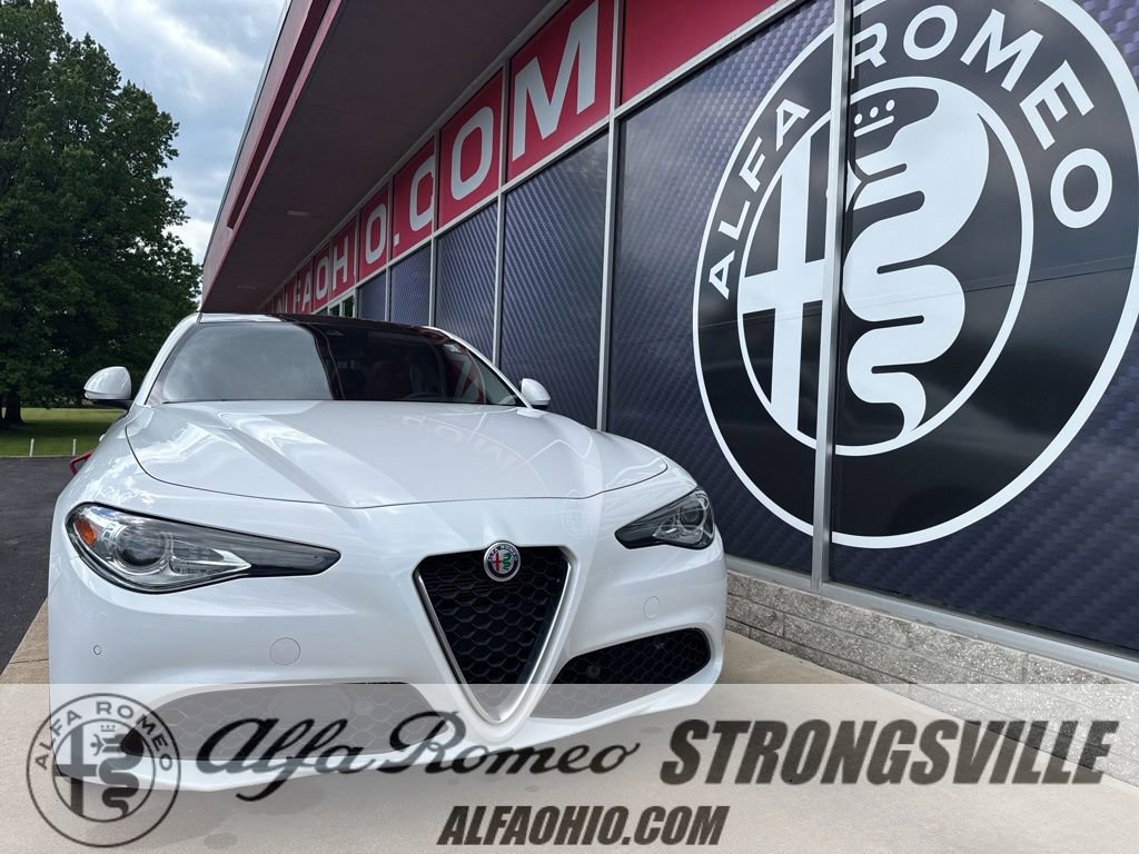 Used 2021 Alfa Romeo Giulia Ti AWD/4WD video 1