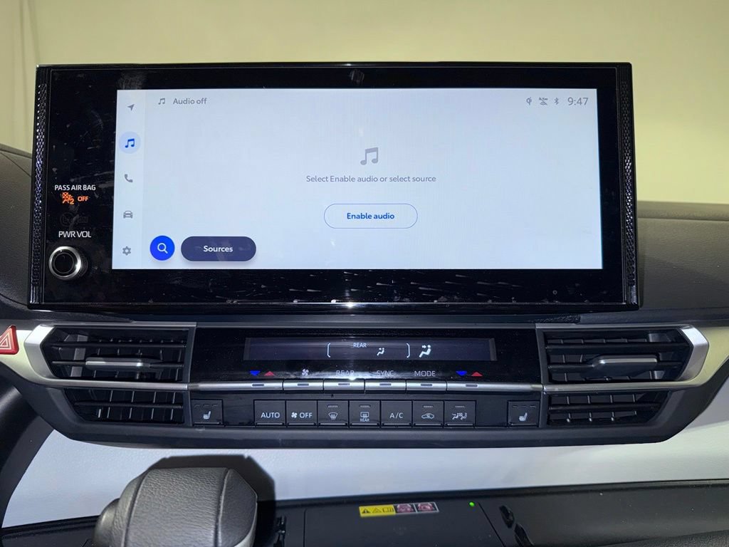 Certified 2025 Toyota Sienna XLE w/ XLE Plus Package AWD/4WD image 29
