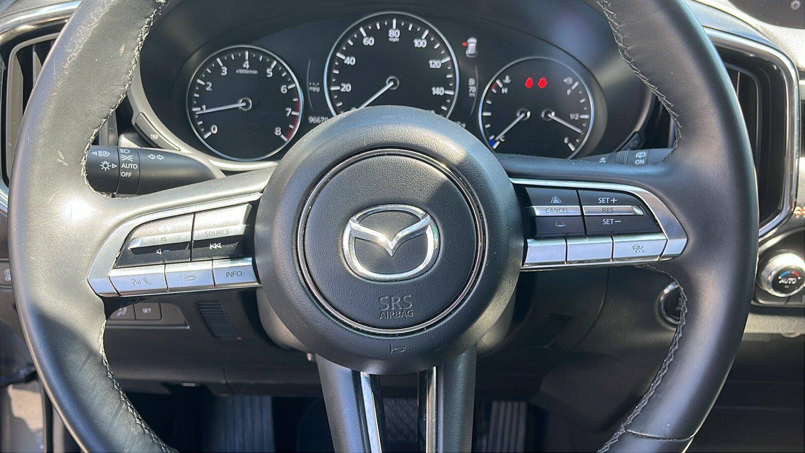 Used 2023 MAZDA CX-50 AWD 2.5 S w/ Premium Plus Pkg image 11