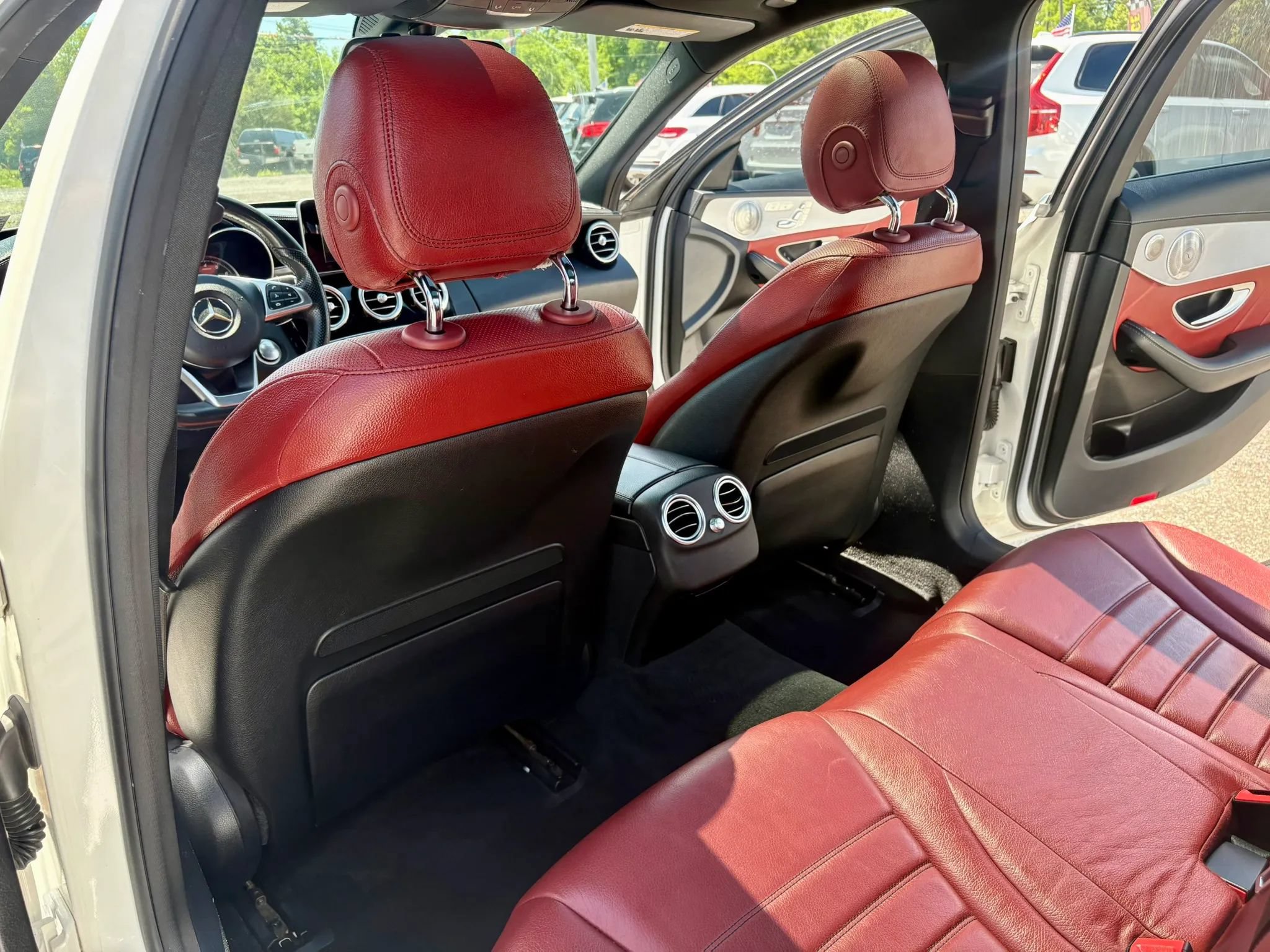 Used 2016 Mercedes-Benz C 300 4MATIC Sedan image 18