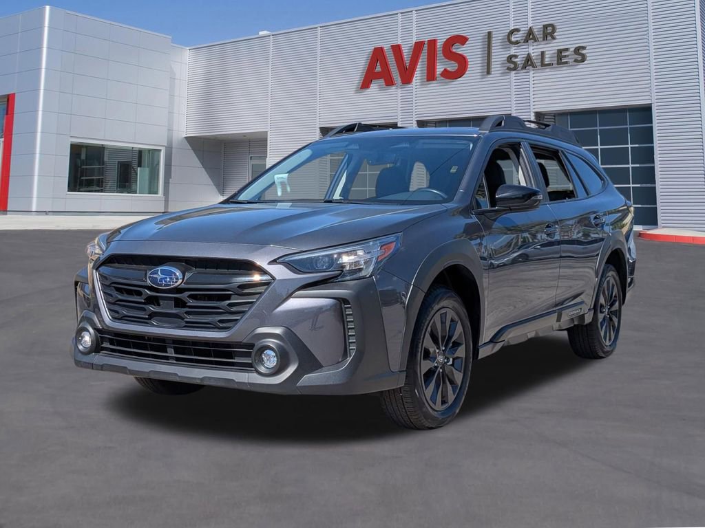 Used 2025 Subaru Outback Onyx Edition image 1