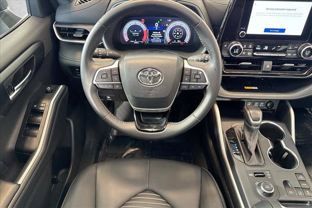 Used 2025 Toyota Highlander XSE AWD/4WD image 20