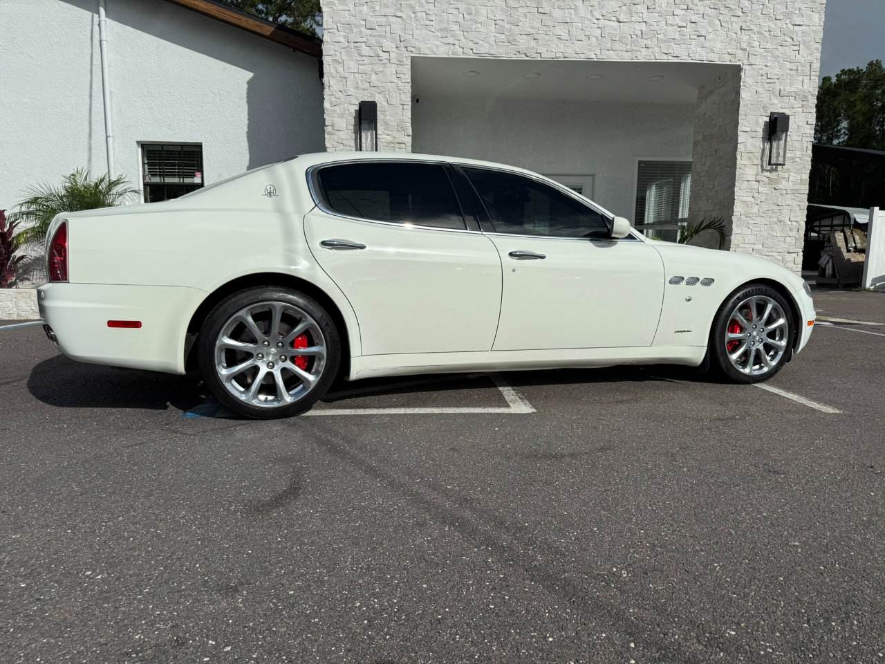 Used 2008 Maserati Quattroporte image 16