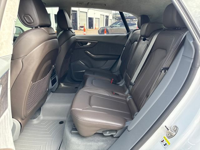 Used 2019 Audi Q8 Prestige w/ Luxury Package image 17