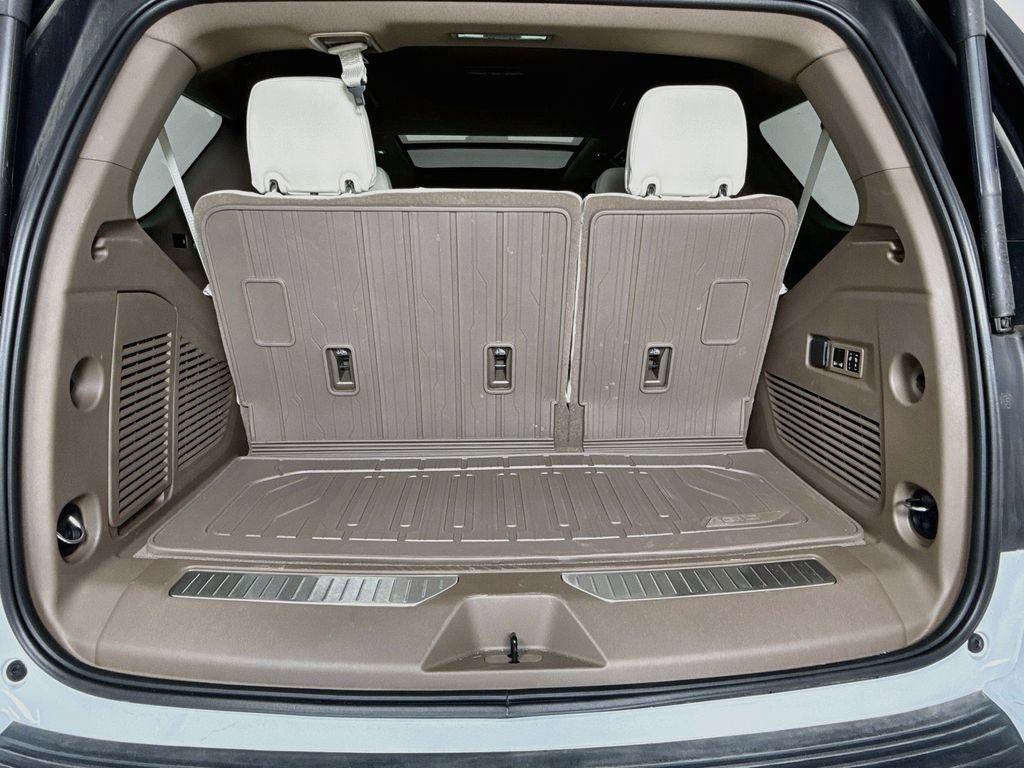 Used 2026 GMC Yukon Denali w/ Sun & Power Step Package AWD/4WD image 27
