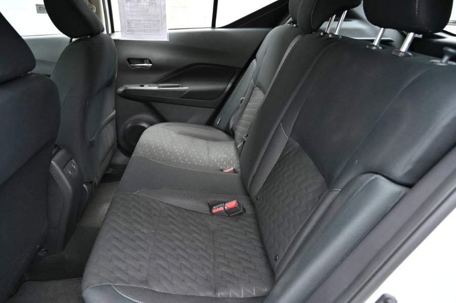 Used 2023 Nissan Kicks SV image 14