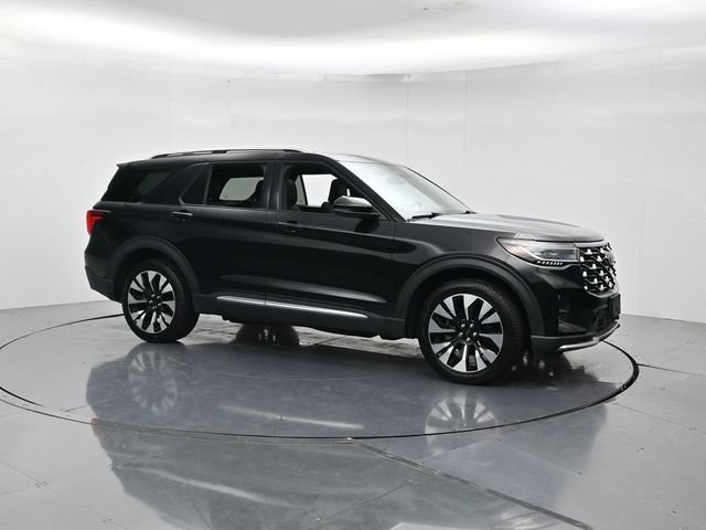 Certified 2025 Ford Explorer Platinum w/ LUX Leather Package AWD/4WD image 3