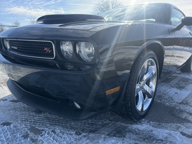 Used 2014 Dodge Challenger R/T image 5