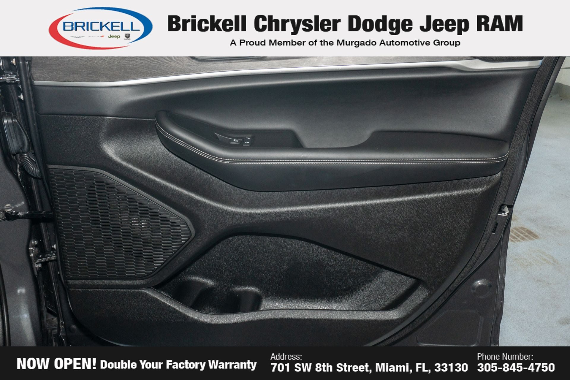 Used 2025 Jeep Grand Cherokee Limited AWD/4WD image 15