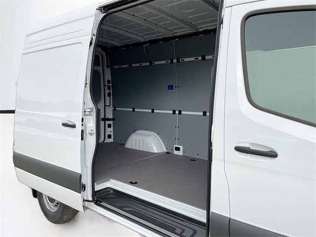 New 2025 Mercedes-Benz Sprinter 2500 image 8
