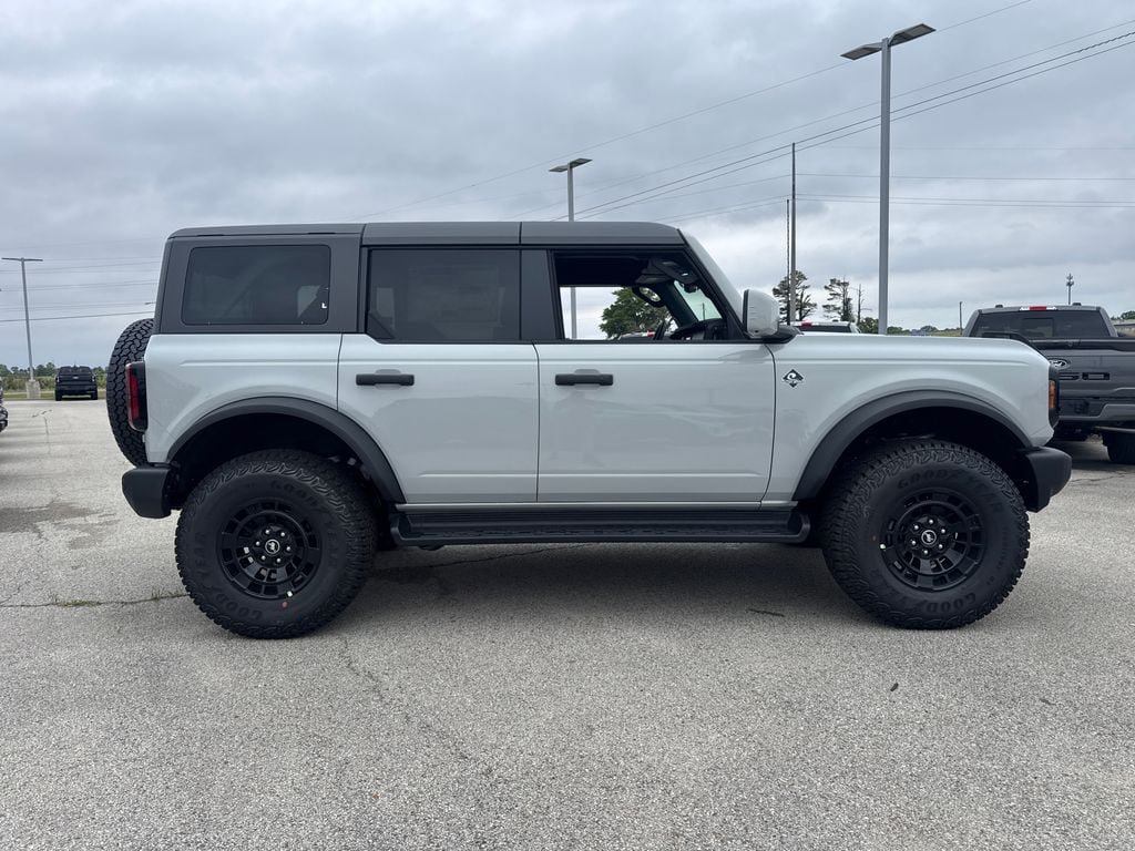 New 2026 Ford Bronco Outer Banks w/ Sasquatch Package AWD/4WD image 7