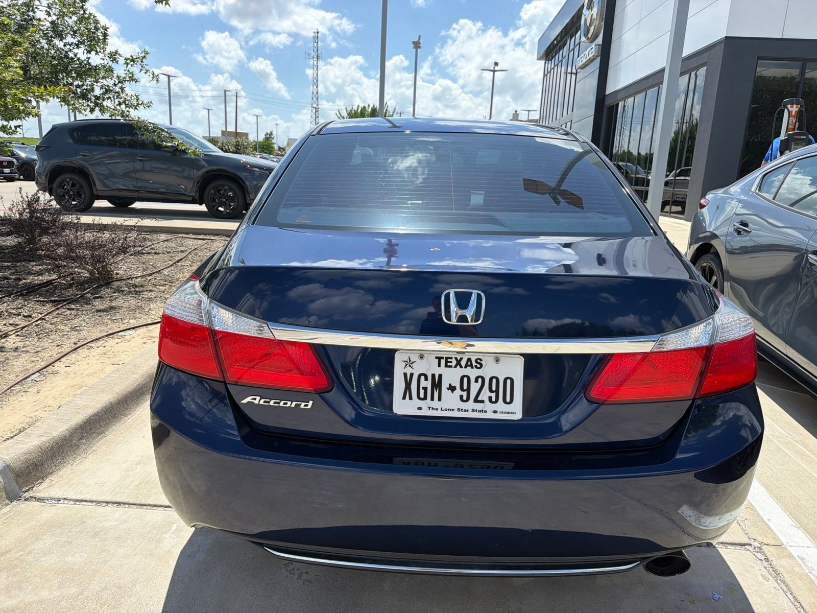 Used 2015 Honda Accord EX image 11