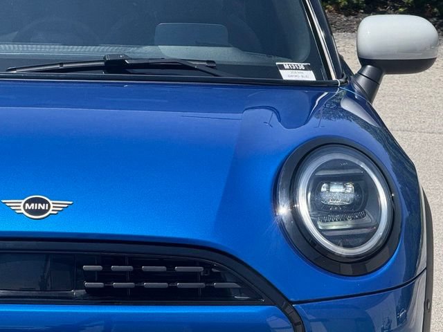 Used 2026 MINI Cooper 4-Door Hardtop FWD image 10