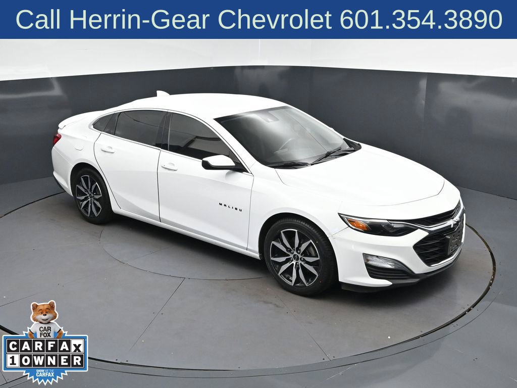 Used 2023 Chevrolet Malibu RS FWD image 35
