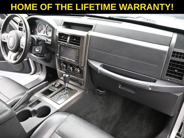 Used 2012 Jeep Liberty Limited Jet w/ Comfort/Convenience Group image 47