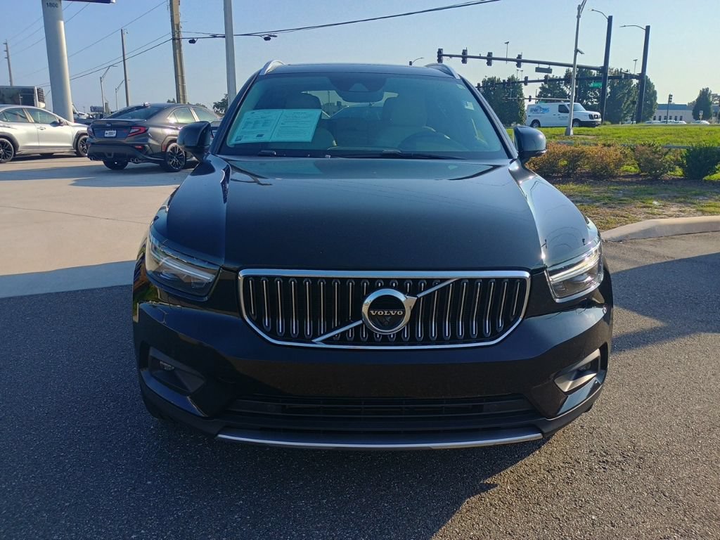 Used 2021 Volvo XC40 T5 Inscription w/ Advanced Package AWD/4WD image 2