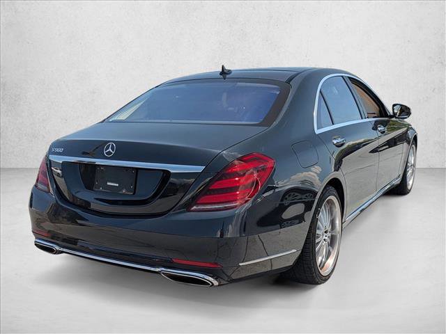 Used 2018 Mercedes-Benz S 560 Sedan image 4