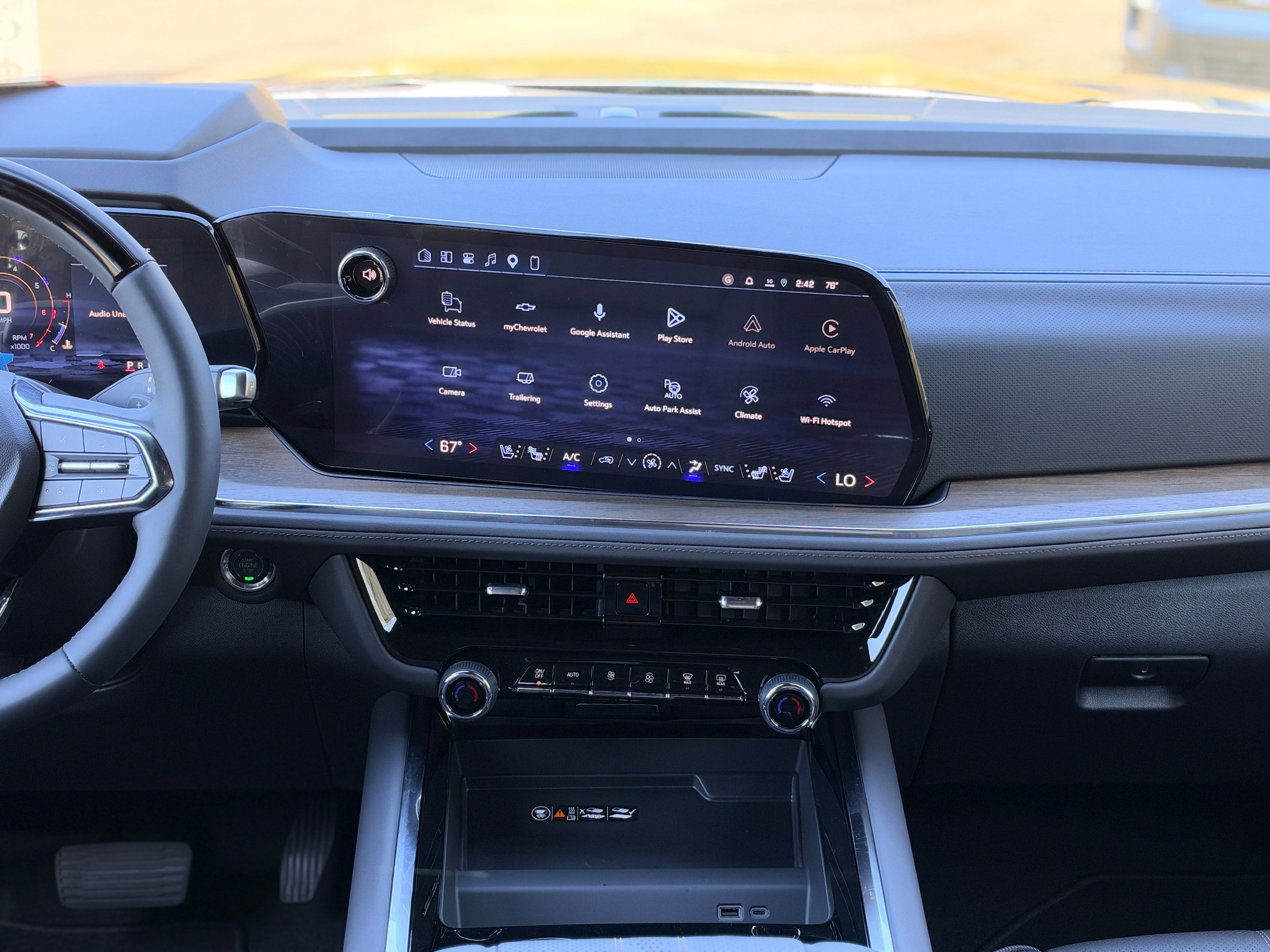 New 2027 Chevrolet Tahoe High Country AWD/4WD image 17