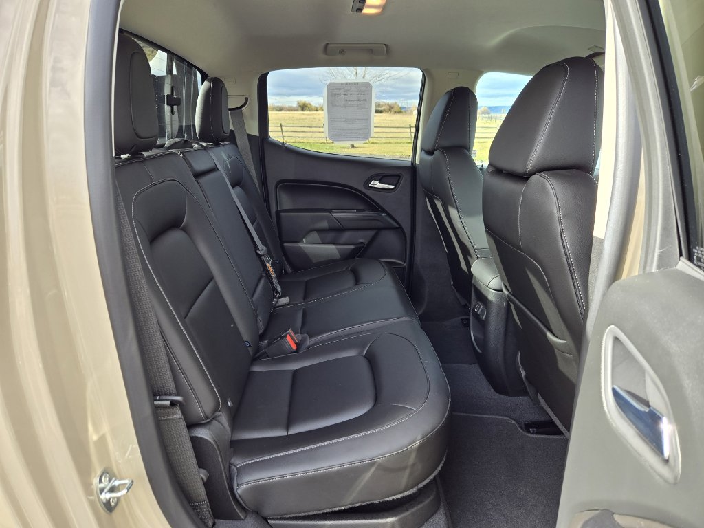 Used 2021 Chevrolet Colorado ZR2 w/ ZR2 Dusk Special Edition image 25