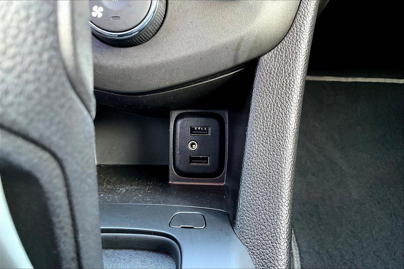 Used 2018 Chevrolet Sonic LS image 30
