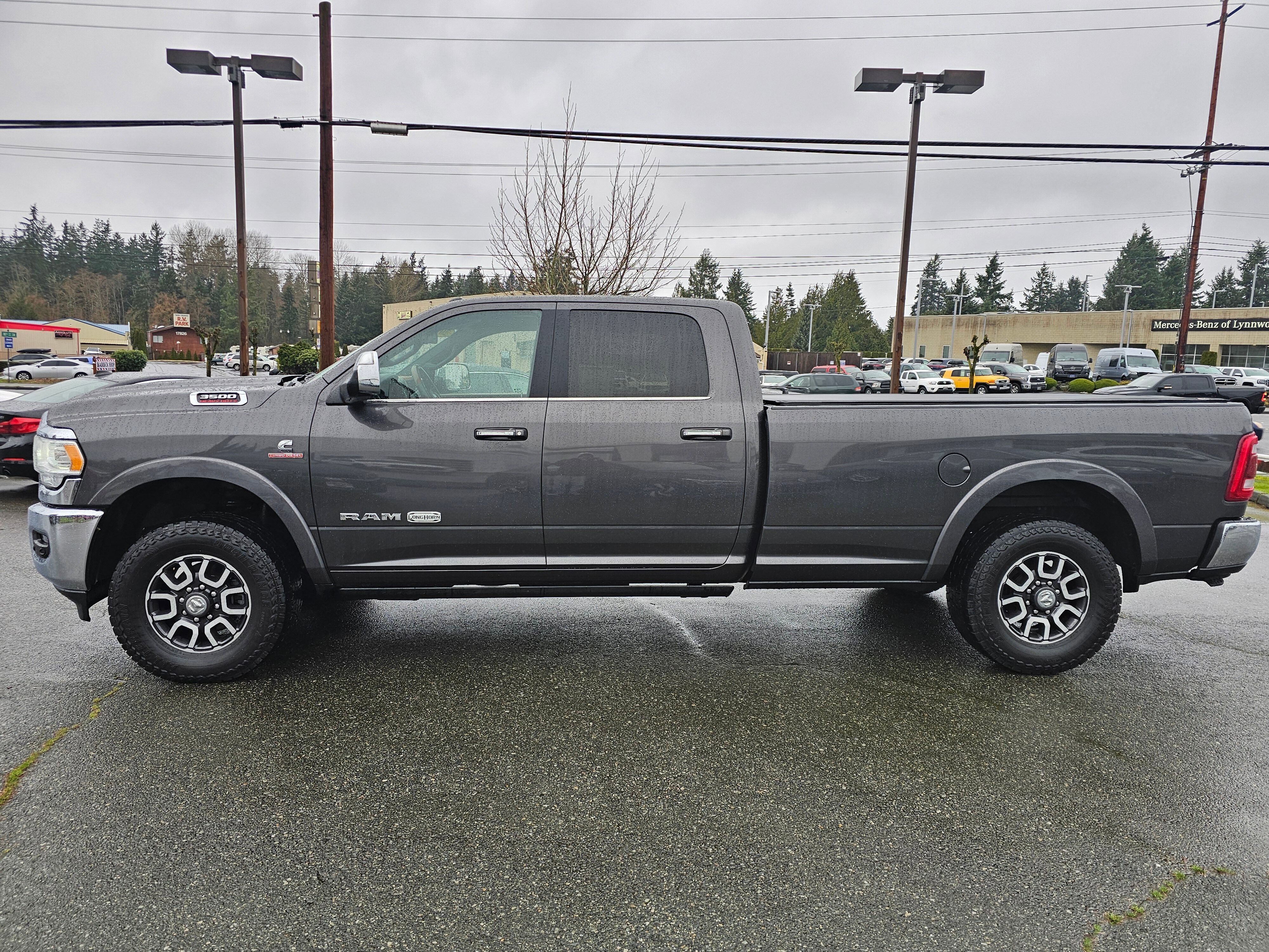 Used 2022 RAM 3500 Limited image 4